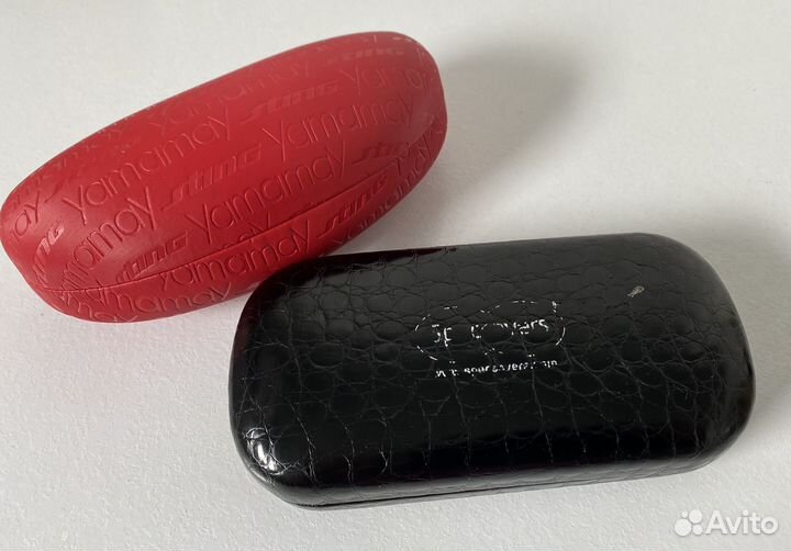 Футляры фирменные для очков