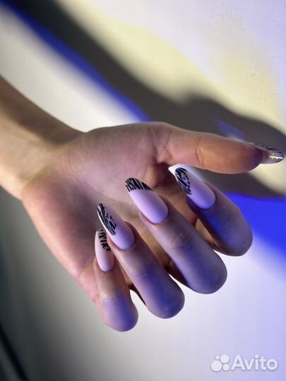 Маникюр с покрытием гель-лаком