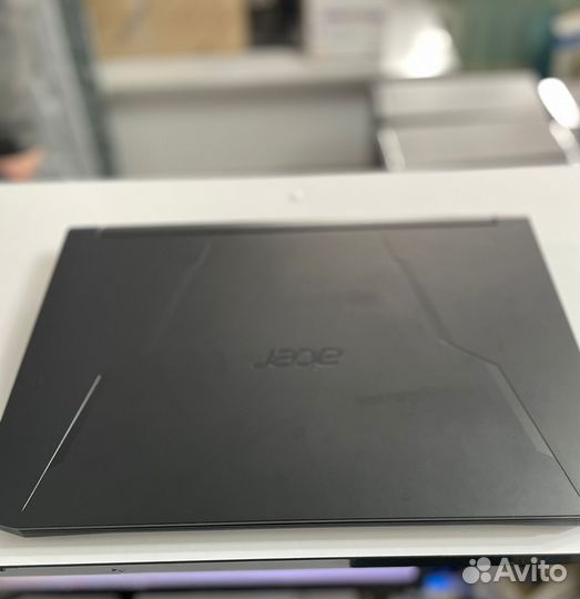 Acer nitro i7-11800H/RTX 3050/144Hz