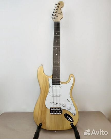 Новая Электрогитара Fabio ST100 N