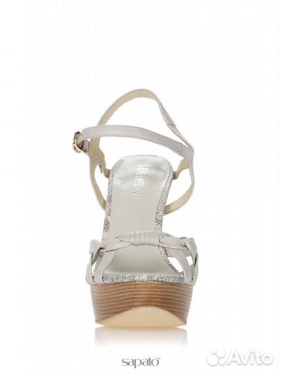 Очень изящные босоножки