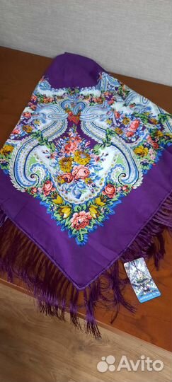 Платок шаль новый