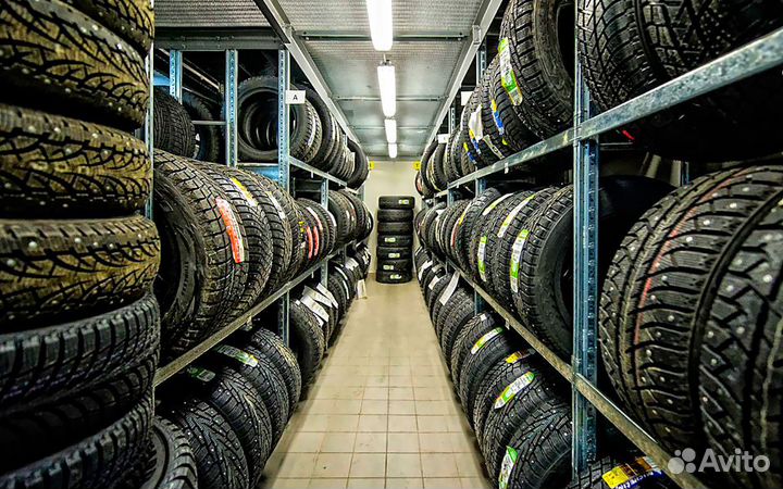 Evergreen EU72 235/45 R17