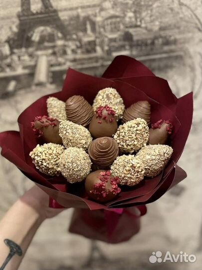 Букет из клубники в шоколаде сладкий букет
