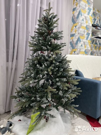 Елка искусственная