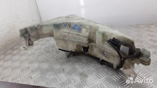 Бачок омывателя audi A6 C6 (97K10NL01)