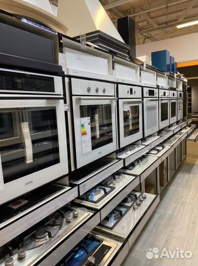 Холодильник встраиваемый