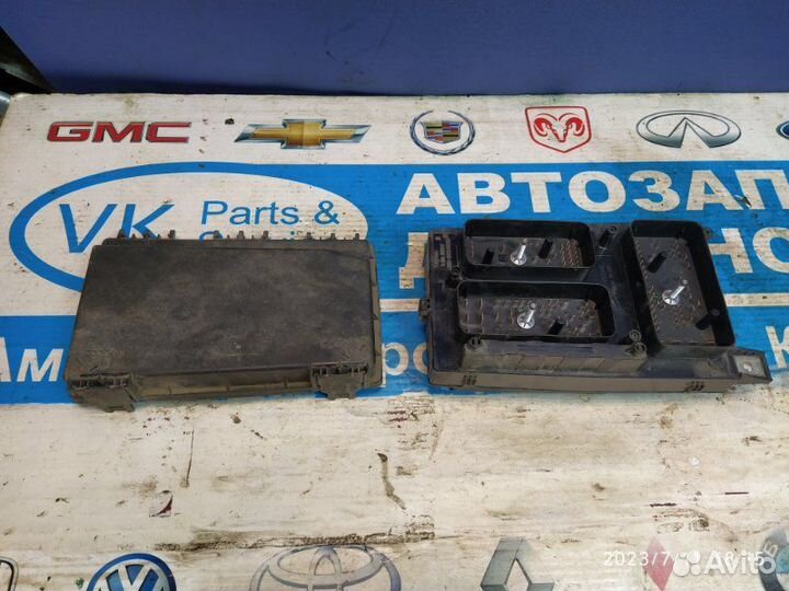 Блок предохран. Opel Zafira B A05 05-15