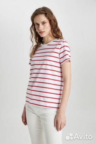 Футболка Modis 42