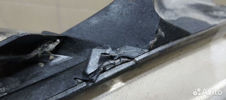 Фара правая передняя Mitsubishi Lancer