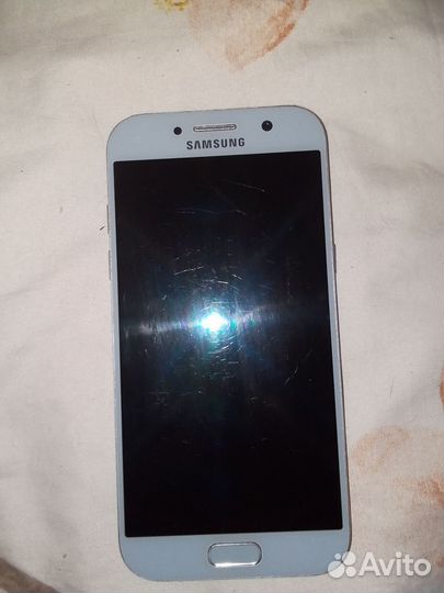 Samsung Galaxy A5 (2017) SM-A520F/DS, 3/32 ГБ