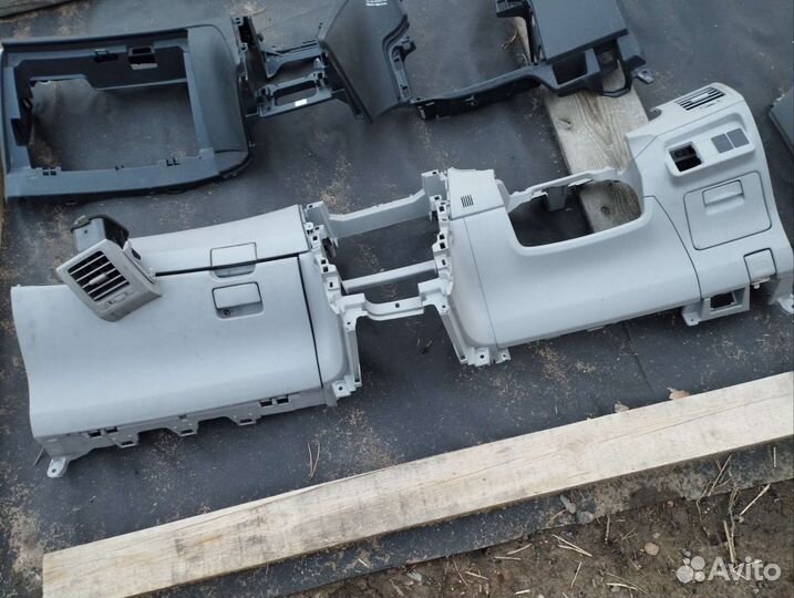 Торпеда низ Toyota Corolla Caldina