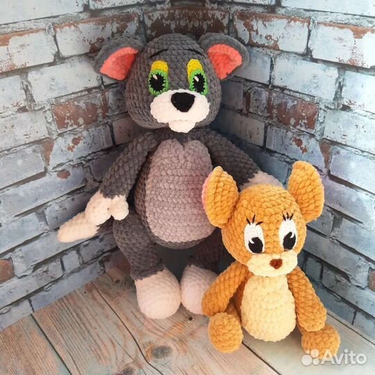 Игрушки ручной работы (вязанные крючком )