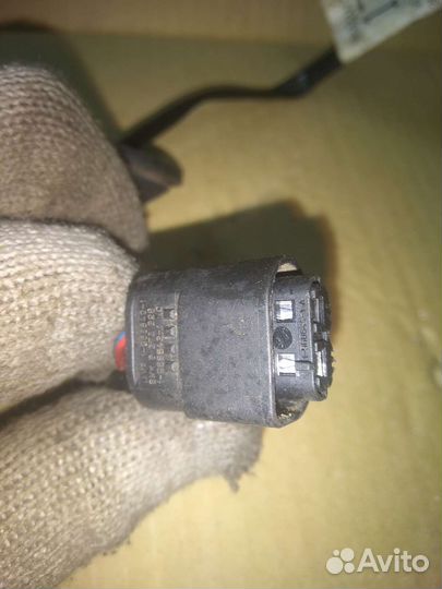 Проводка (фишка, разъем) магистрального насоса M57