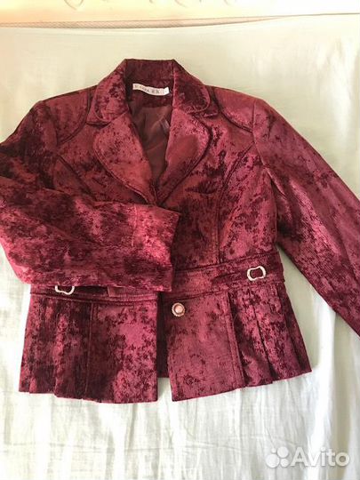 Костюм Елена и К. для девочки: пиджак и юбка