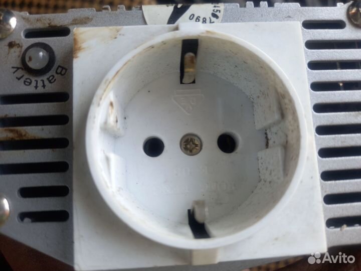 Преобразователь напряжения 12 220 инвертор