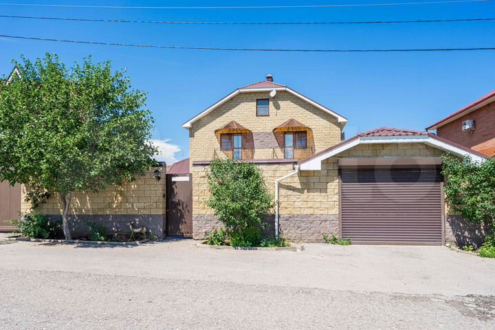 Дом 217 м² на участке 10 сот.