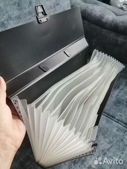 Дипломат портфель с файлами