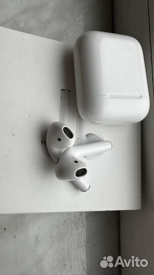 Airpods 2 беспроводные наушники Apple