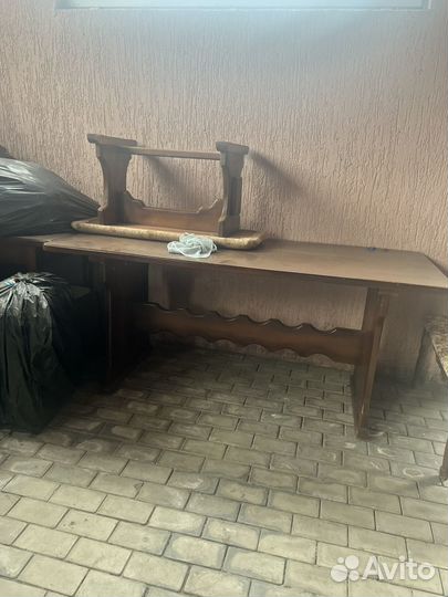 Продам кухонный стол