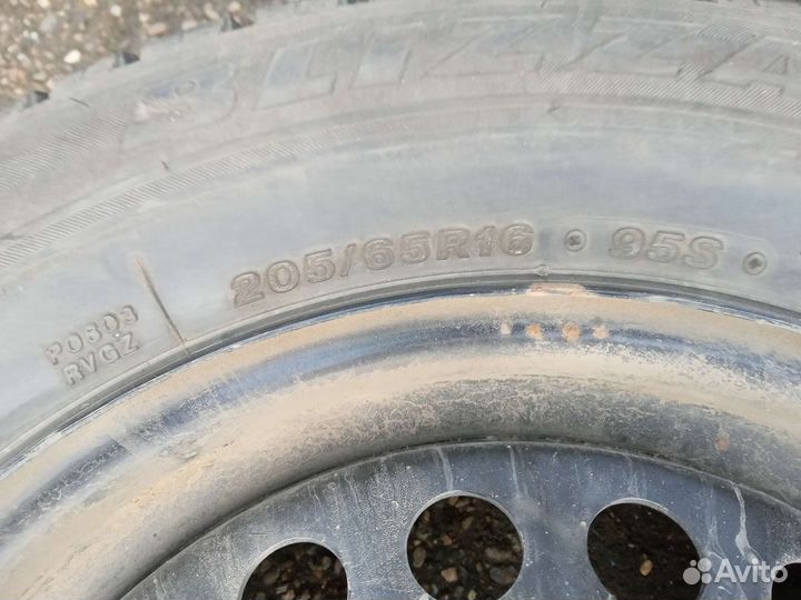 Bridgestone Blizzak DM-V2 205/65 R16 S