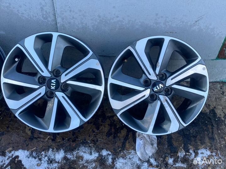 Диски литые r16