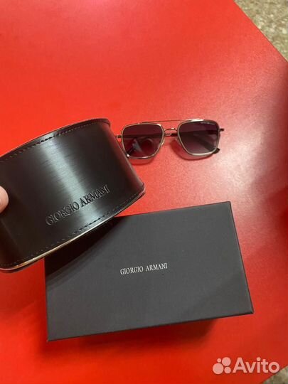 Солнцезащитные очки