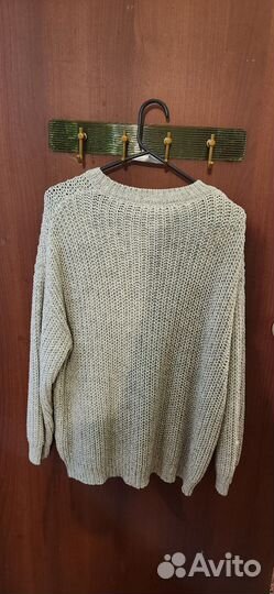 Свитер