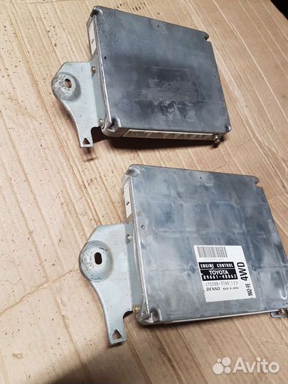 Блок управления двс Lexus RX 300