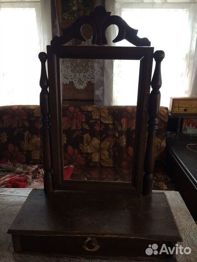 Зеркало старинное Псише