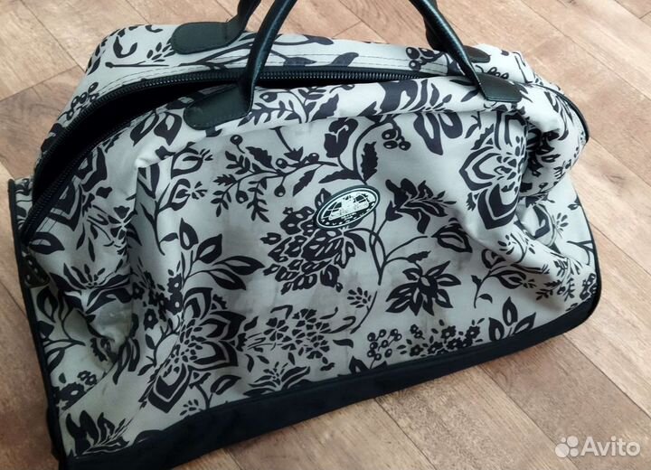 Сумка дорожная на колесах