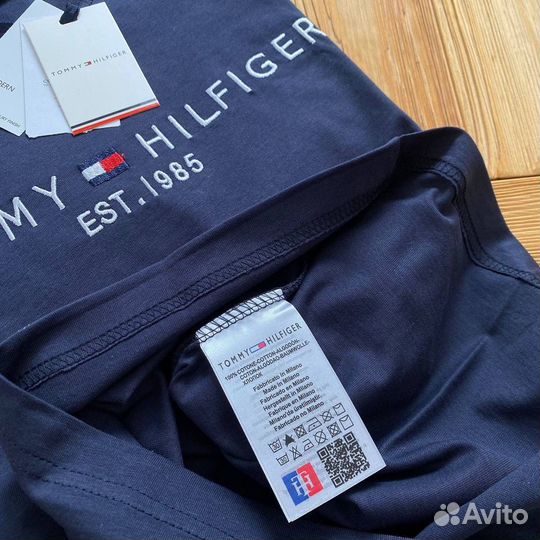 Tommy hilfiger футболка синяя