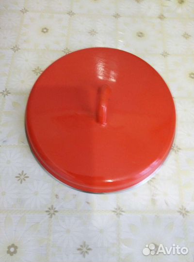 Крышки разные