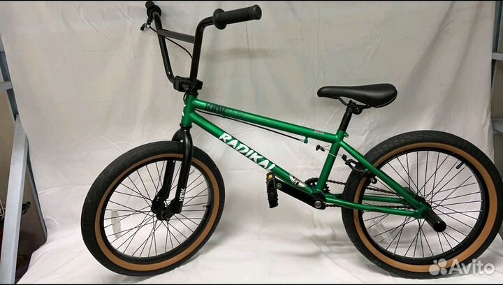 Трюковой велосипед bmx новый