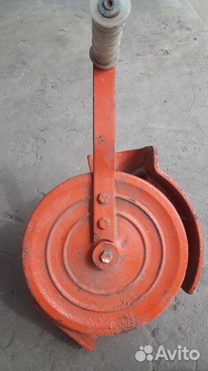 Зерно дробилка