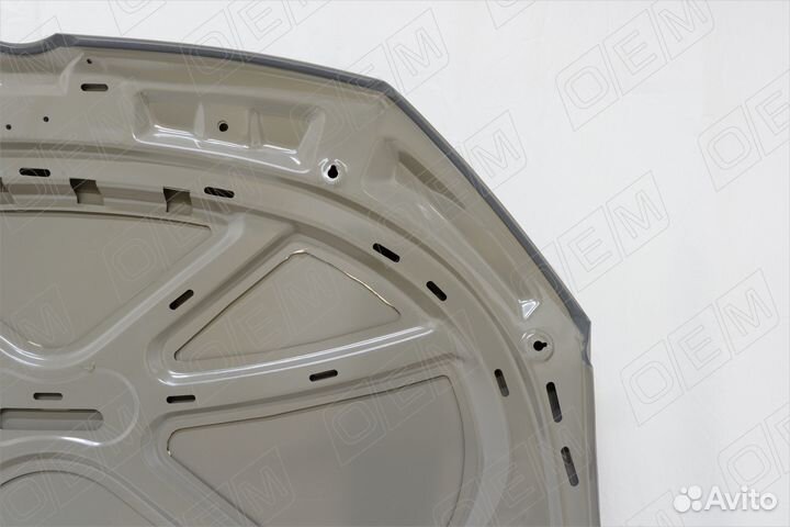 Капот Volkswagen Passat B7 2010-2015