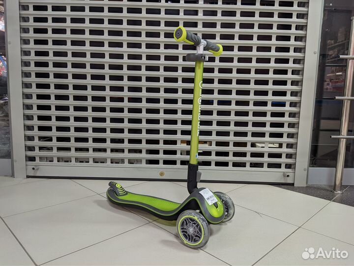 Самокат Globber Elite Deluxe Flash Lights