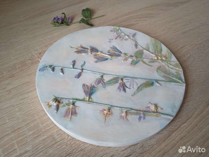 Ботанический барельеф Колокольчики