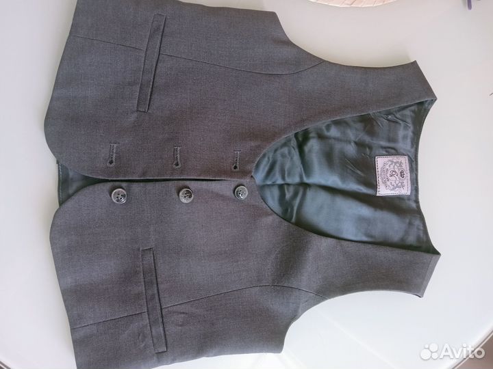 Школьная жилетка