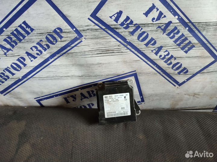 Блок SRS Kia Quoris 2012