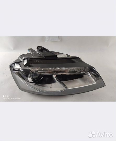 Audi A3 8P0 Рестайлинг правая фара xenon