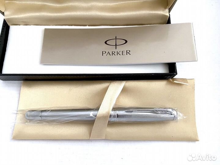Ручка перьевая Parker в коробке - серебро