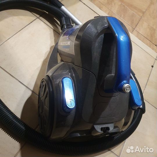 Пылесос Redmond