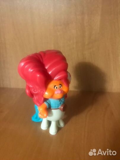 Коллекционные игрушки McDonald's Тролли