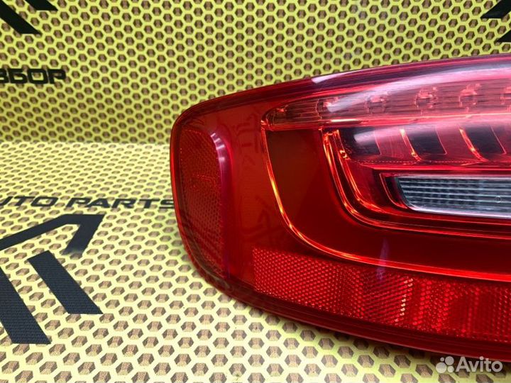 Фонарь задний левый Audi A4/RS4/S4