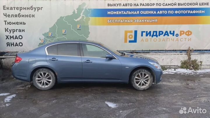 Обшивка стойки задней правая Infiniti G35 (V36) 76