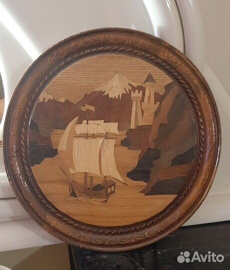 Тарелка декоративная деревянная