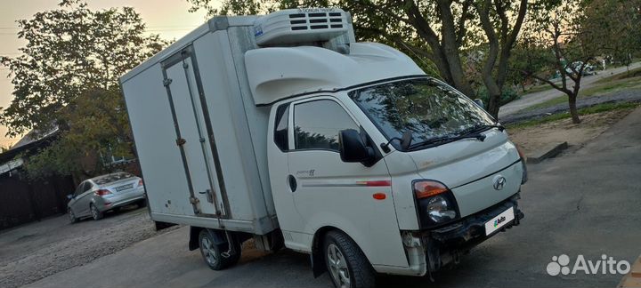 Hyundai Porter 2.5 МТ, 2012, битый, 448 000 км