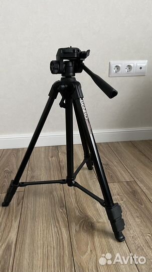 Штатив для фотоаппарата