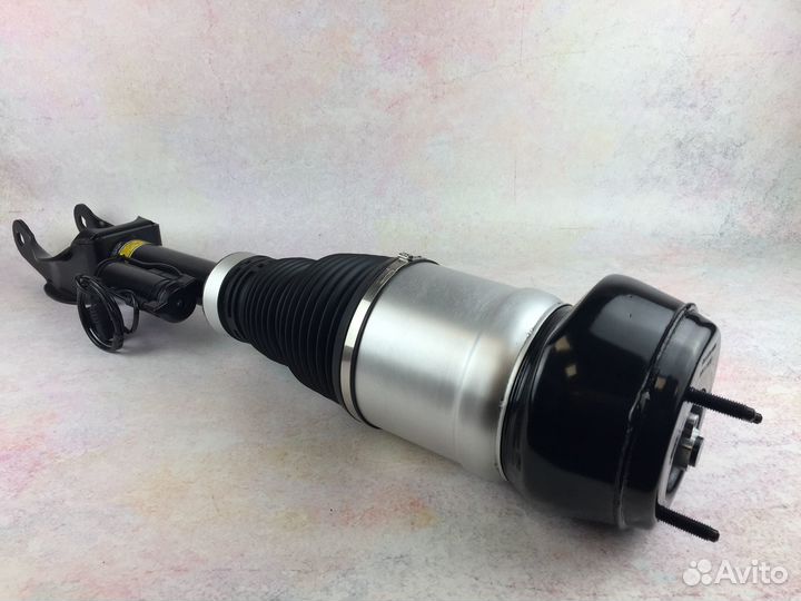 Передняя левая стойка в сборе на Mercedes ML W166